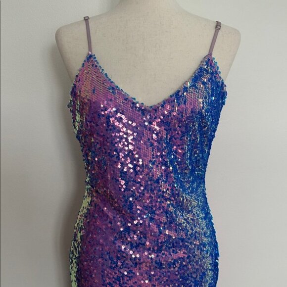 Akira Lavender Purple Bodycon Sequin Mini Dress Size Large - Picture 2 of 5